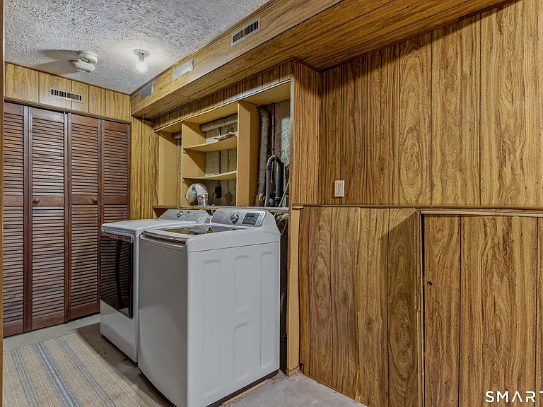 631 Churchill Dr #631 — Photo 10