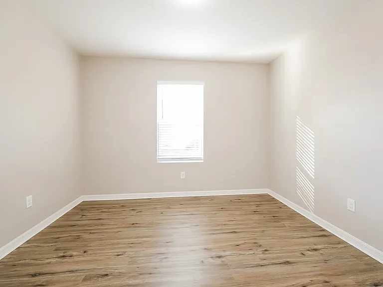 509 SW 11th Ave — Photo 17