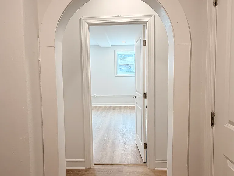 2 Maryland Avenue — Photo 16