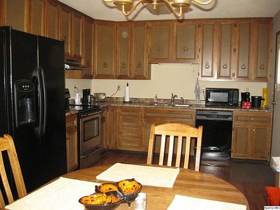 Home for Sale in Quincy, IL $139,900