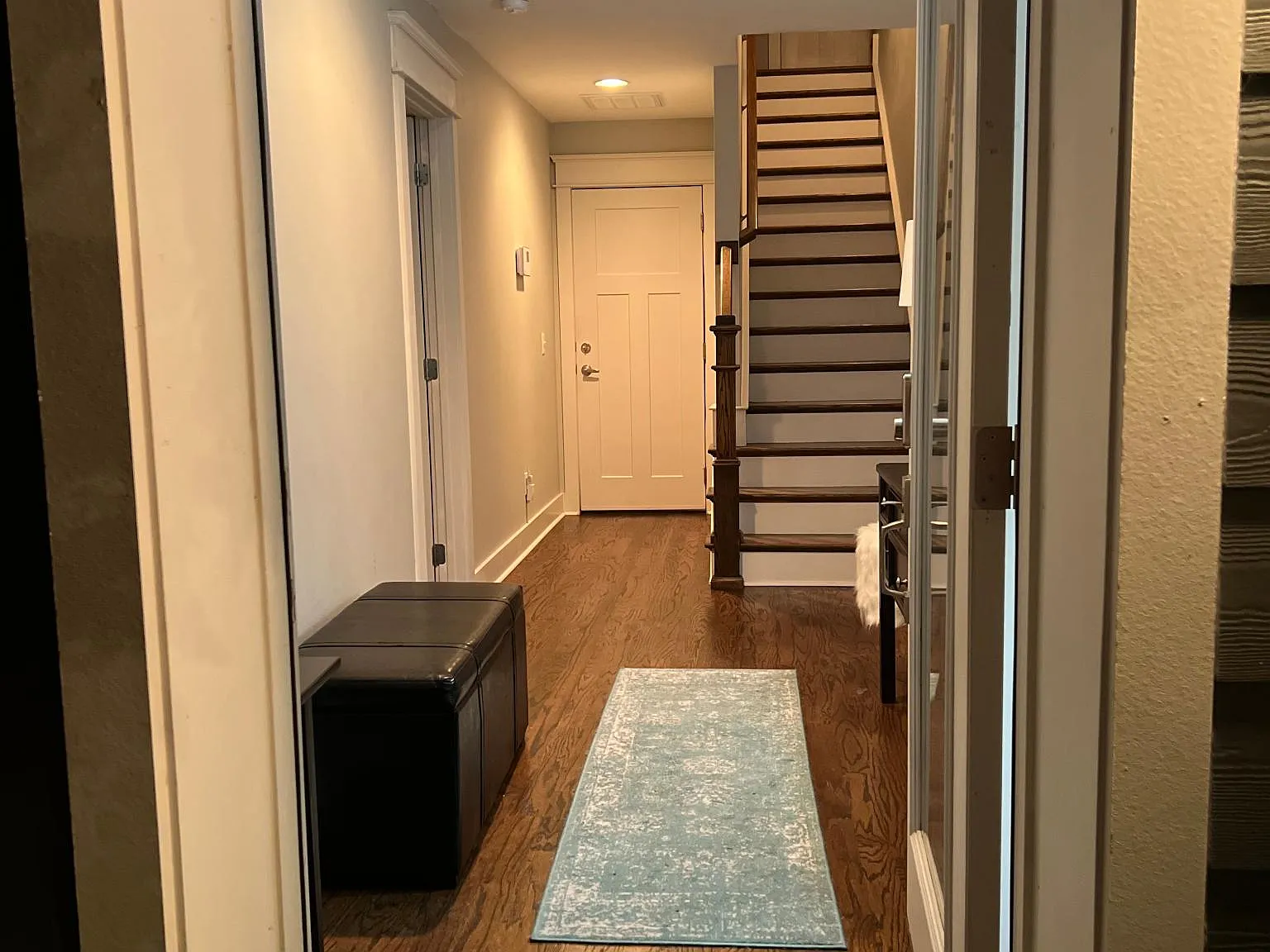 4 bed, 2900 sqft, $3,800 — Photo 3