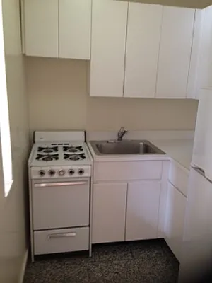 Rented by ELK Investors | media 30