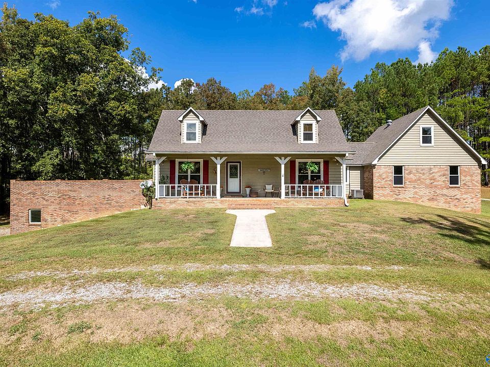 1st image of 672 Kemp Rd