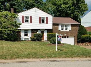 5928 Glen Hill Dr, Bethel Park, PA 15102