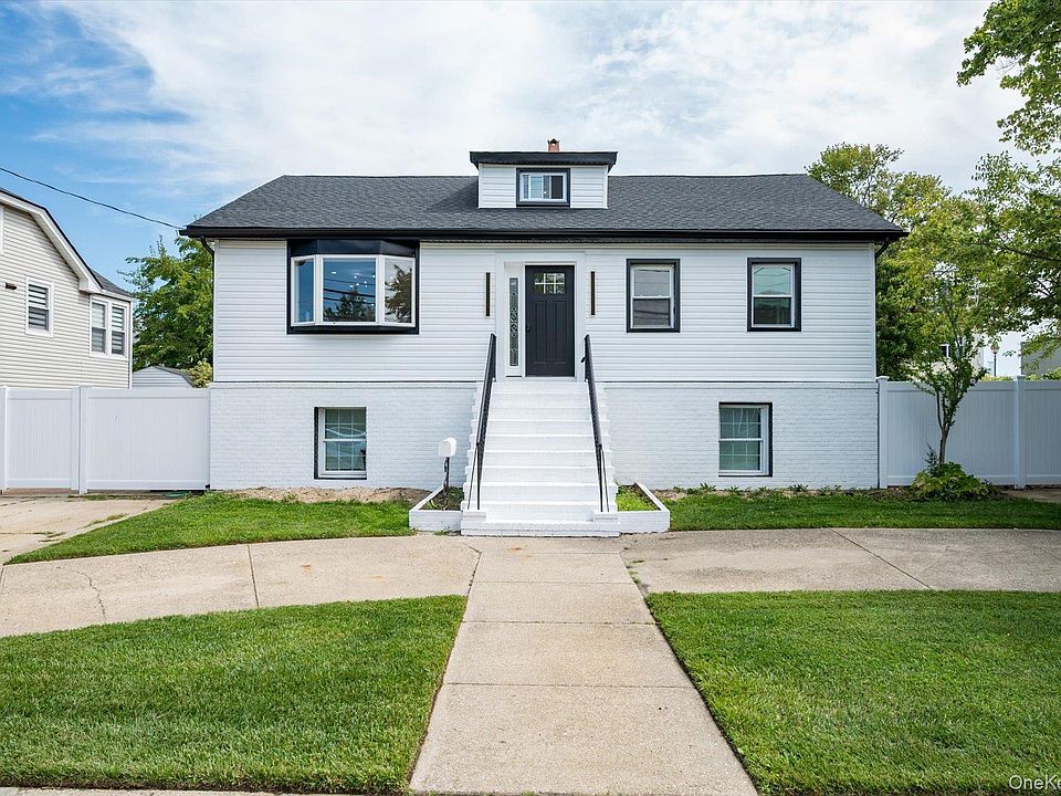 1st image of 605 S Ocean Avenue