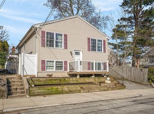20 Rowan St, Providence, RI 02908