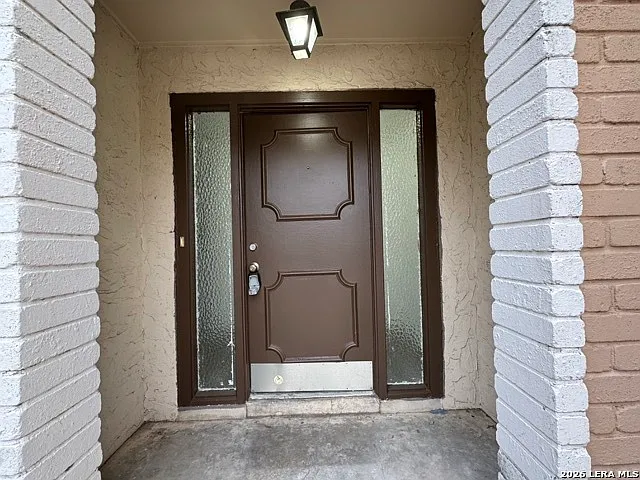 6631 Spring Hurst St — Photo 2