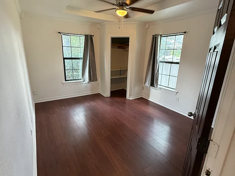 727 Circle Dr — Photo 8