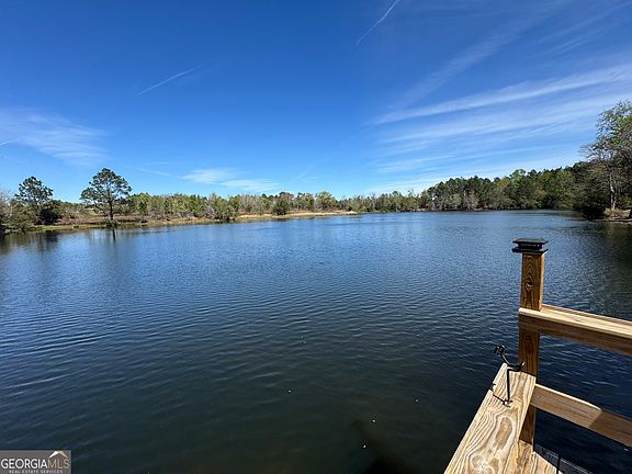 4th image of 1230 Rolling Acres Rd