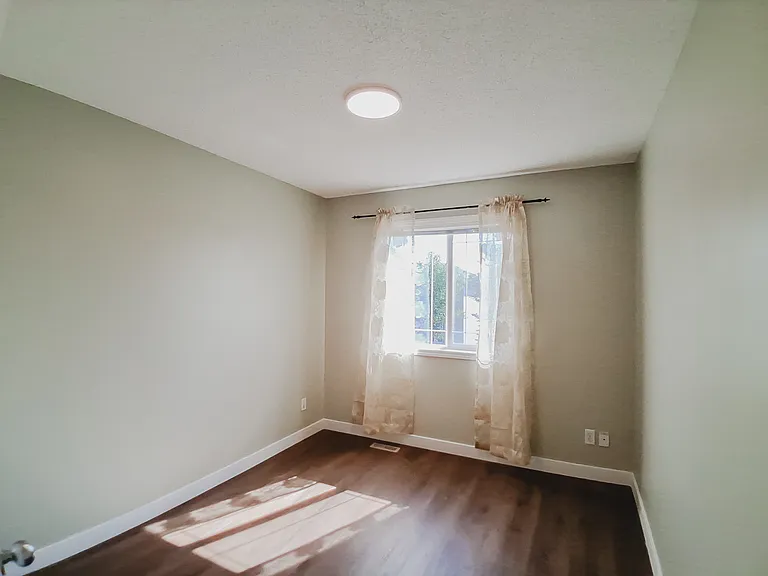 346 Saddlebrook Way NE — Photo 10