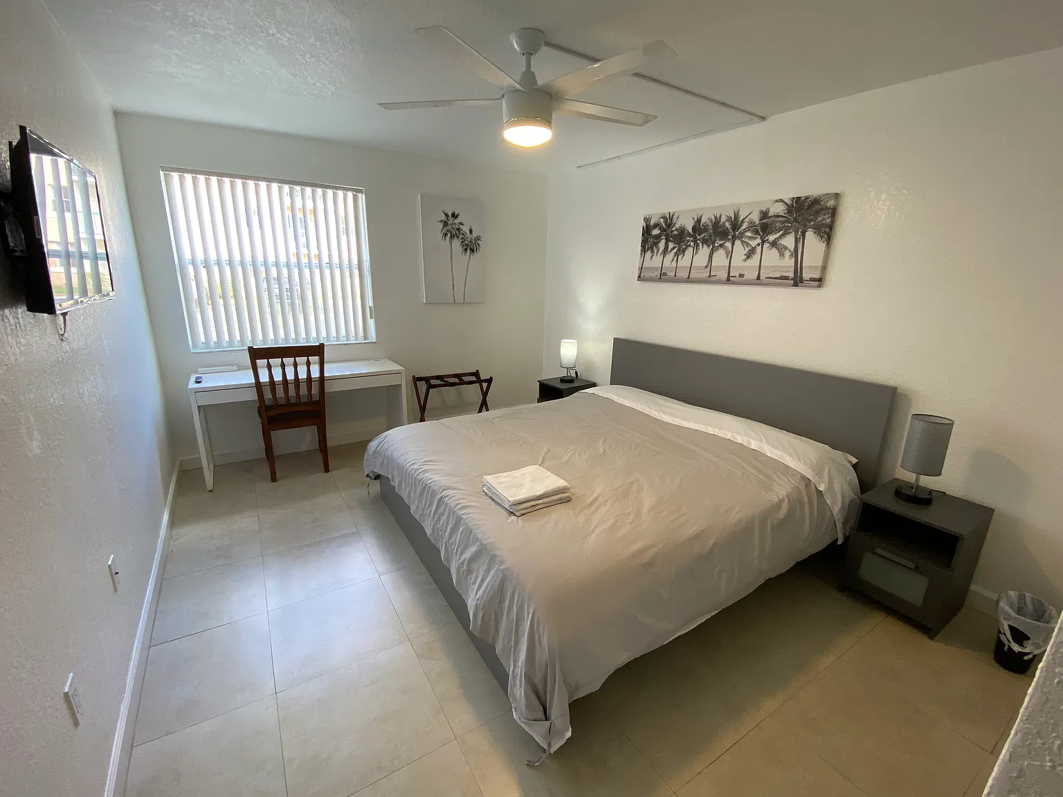 2 bed, 982 sqft, $2,000 — Photo 1