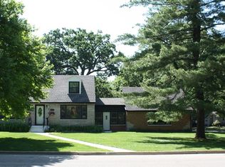 928 Grand Blvd, Joliet, IL