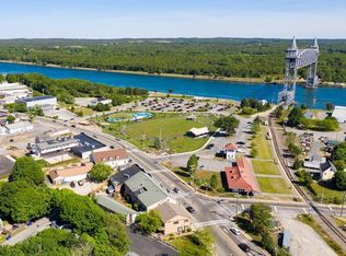 61 Main St, Buzzards Bay, MA 02532