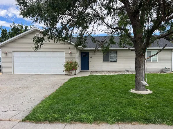 902 1st Ave E, Jerome, ID 83338