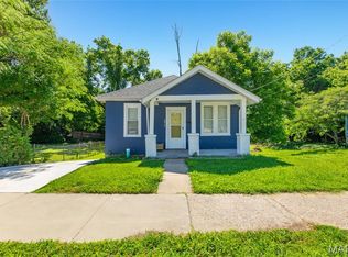 2013 State St, Alton, IL 62002