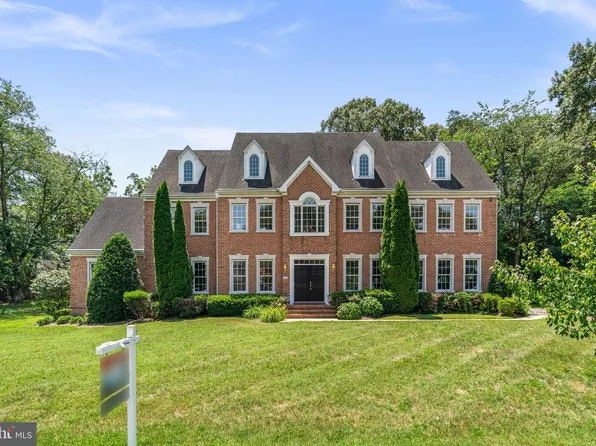 403 Woodland Estates Way, Millersville, MD 21108