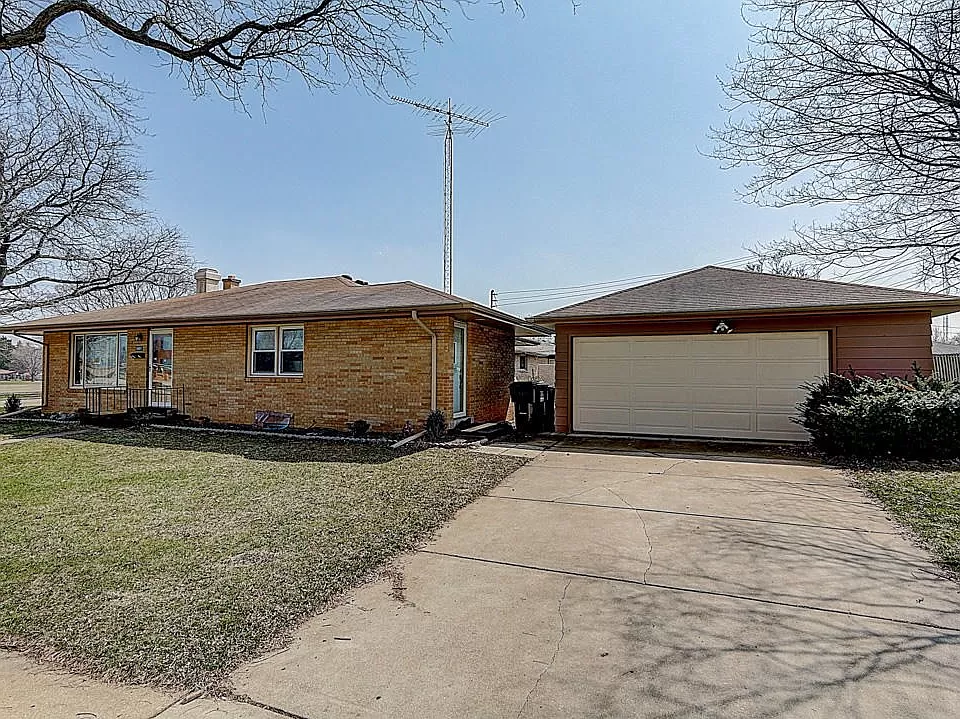 4401 Blue River Ave, Racine, WI 53405 | Zillow