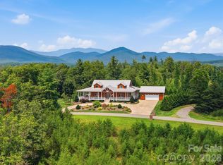 2040 Shannon Dr, Morganton, NC 28655