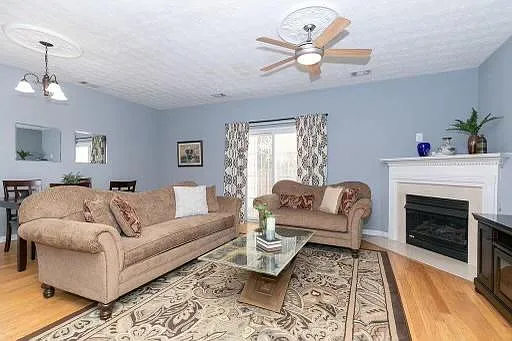 2023 Austin Park Cir — Photo 28