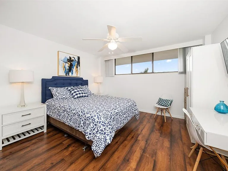 11730 Shipwatch Dr #305 — Photo 15