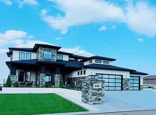 3784 Bridle Ridge Cir, Severance, CO 80524