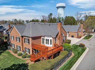 2004 Clyde Bank Ct, Cary, NC 27511