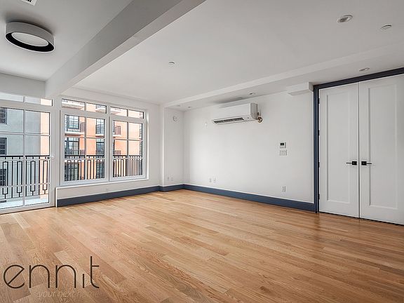 4th image of 293 Herkimer St #400