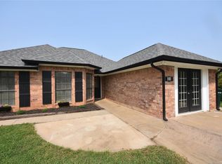 101 Jeremy St, Calera, OK 74730