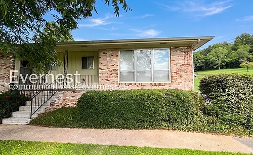 521 Ely Rd #B Photo 1