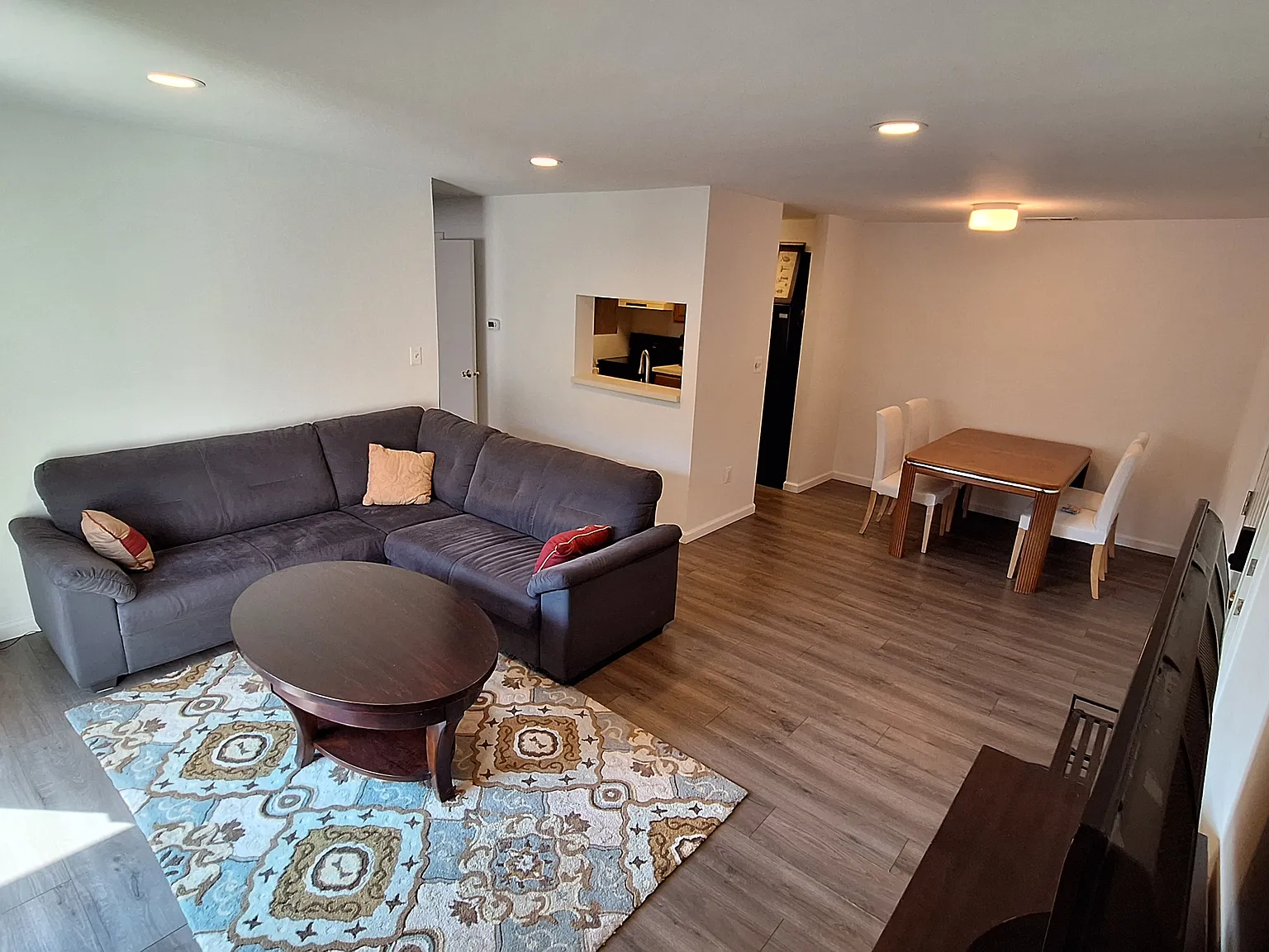 1015 Ravens Crest Drive — Photo 1