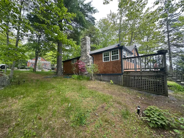 1 Crichton Way, Ellsworth, ME 04605