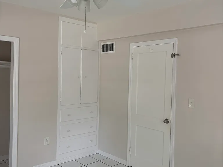 233 Phoenetia Ave #4 — Photo 21