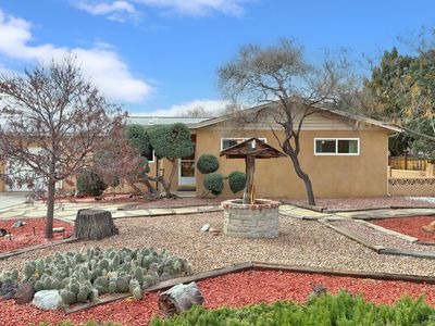 5905 Pauline St NW, Albuquerque, NM, 87107
