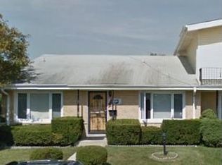 7008 W Crain St, Niles, IL 60714
