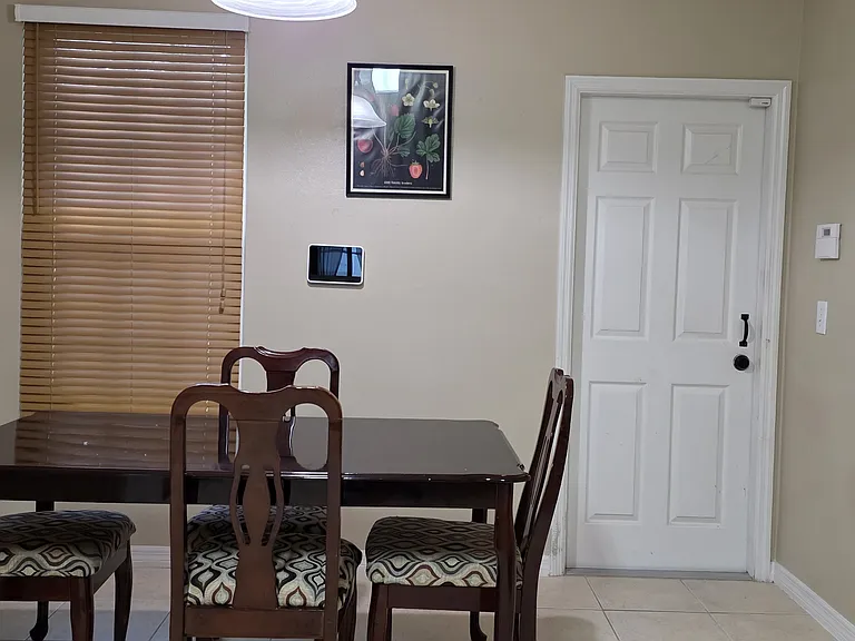 350 Sunset View Dr — Photo 17