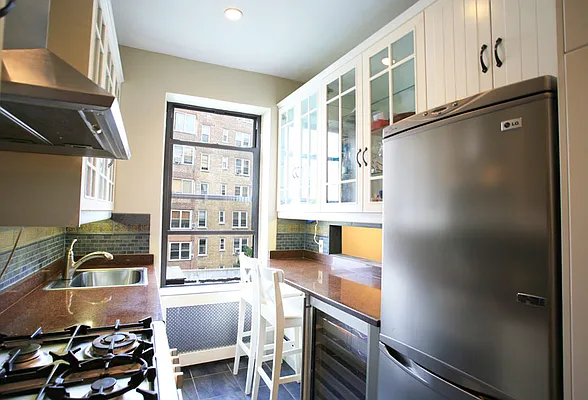 Sold by Simone Song Properties, LLC | media 18