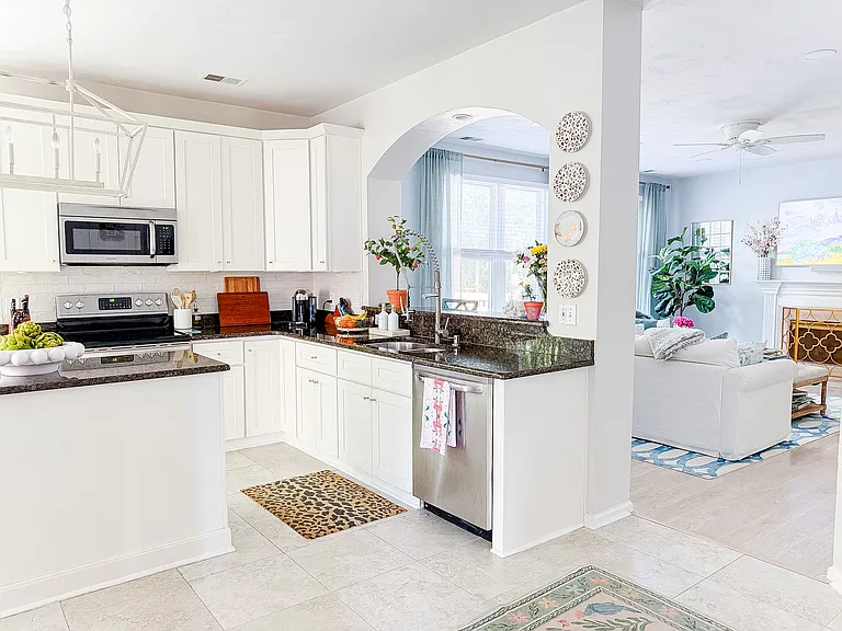 2573 Springhaven Dr — Photo 9