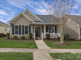 11723 Meetinghouse Dr, Cornelius, NC 28031