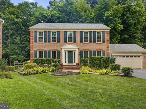 20812 Waterbeach Pl, Sterling, VA 20165