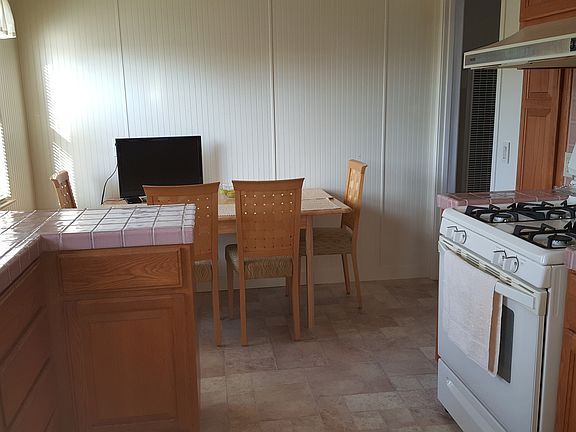 3rd image of 1571 Escalona Dr