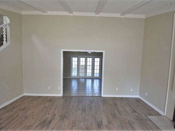 3rd image of 15606 Cashmere Ln