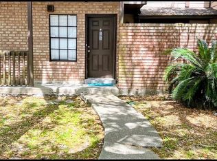742 Fairfax Dr APT 102, Gretna, LA 70056