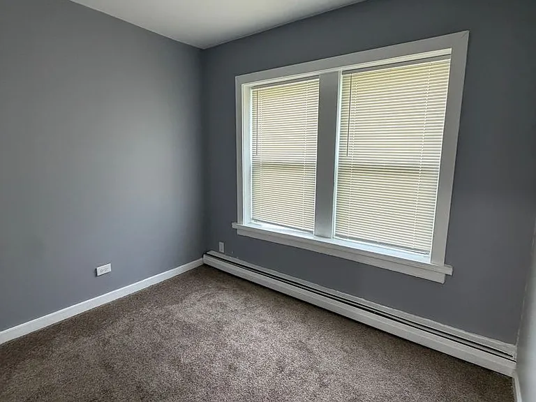 7000 S Stewart Ave — Photo 14