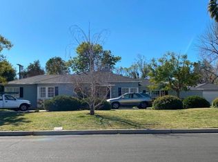 23550 Tiara St, Woodland Hills, CA 91367