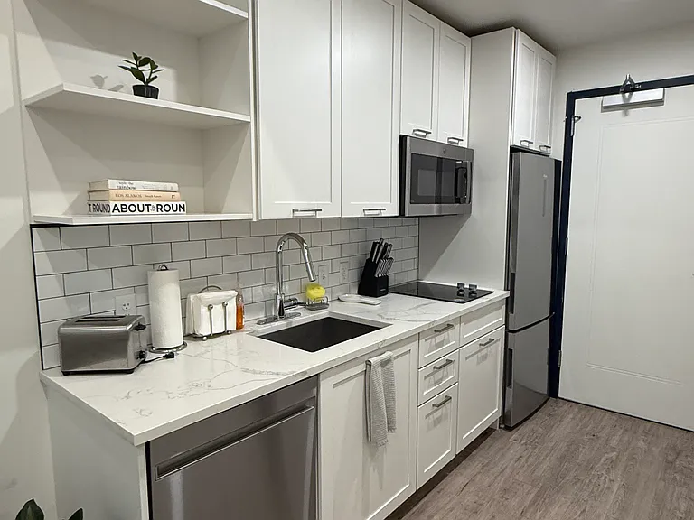 74 Franklin St #122 — Photo 7