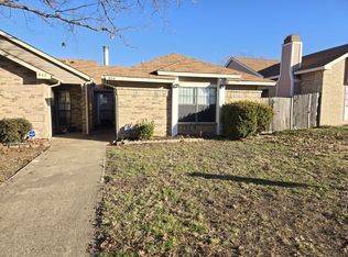454 Dollins St, Cedar Hill, TX 75104
