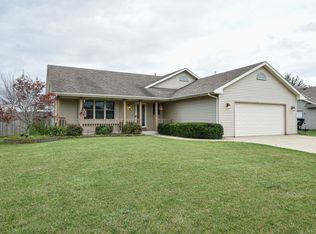 1115 Dundee Dr, Racine, WI 53402