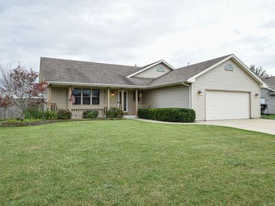 1115 Dundee Dr, Racine, WI, 53402