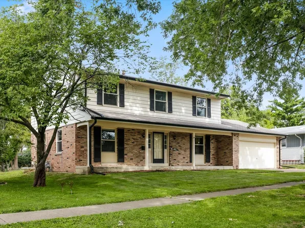 2509 Combes St, Urbana, IL 61801