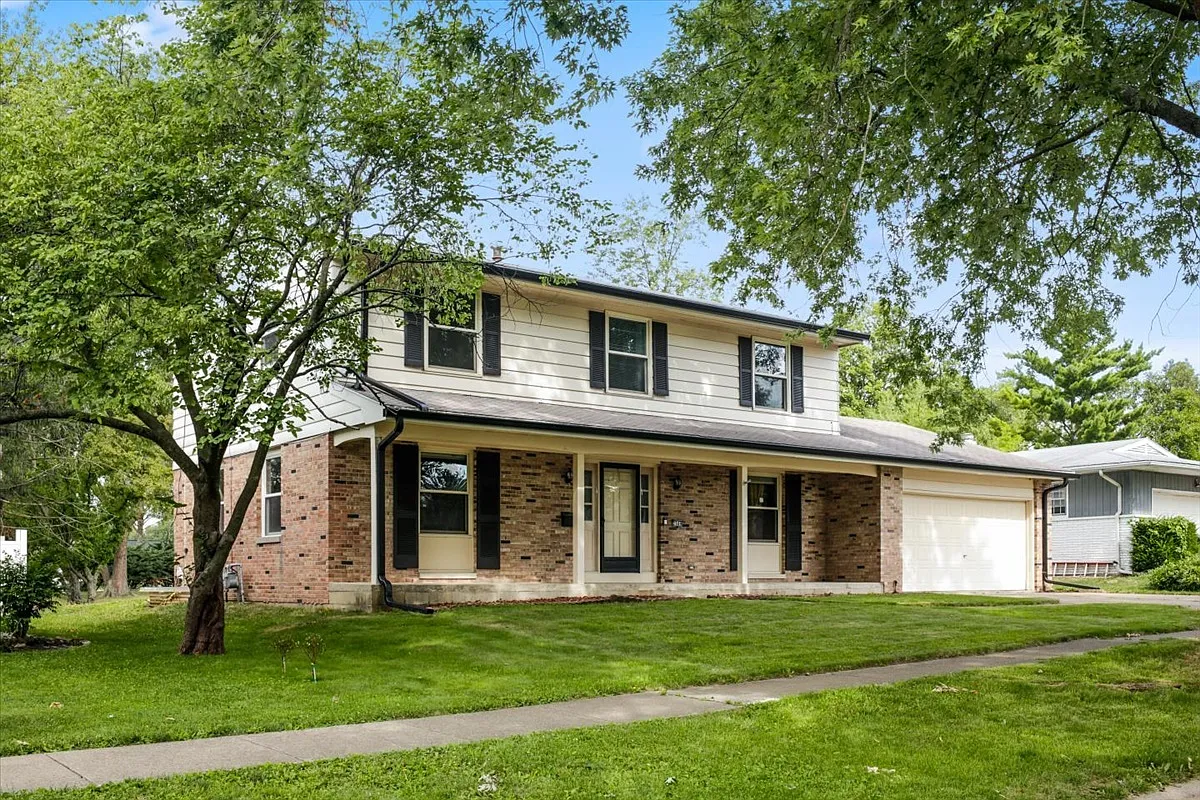 2509 Combes St photo 1